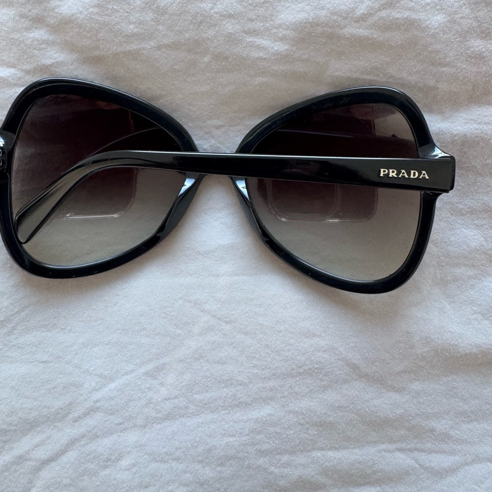 Prada Vintage Silver Logo Oversized Oval Black Mask Sunglasses - Picture 11 of 12